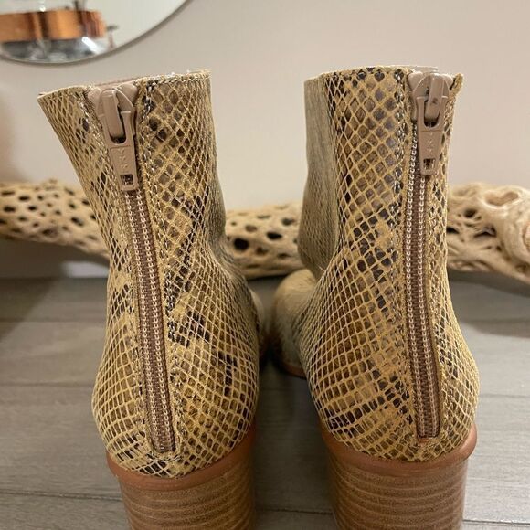 Anthropologie Emmeline Ankle  Snakeskin boots size 36 US 5.5 - Picture 5 of 8